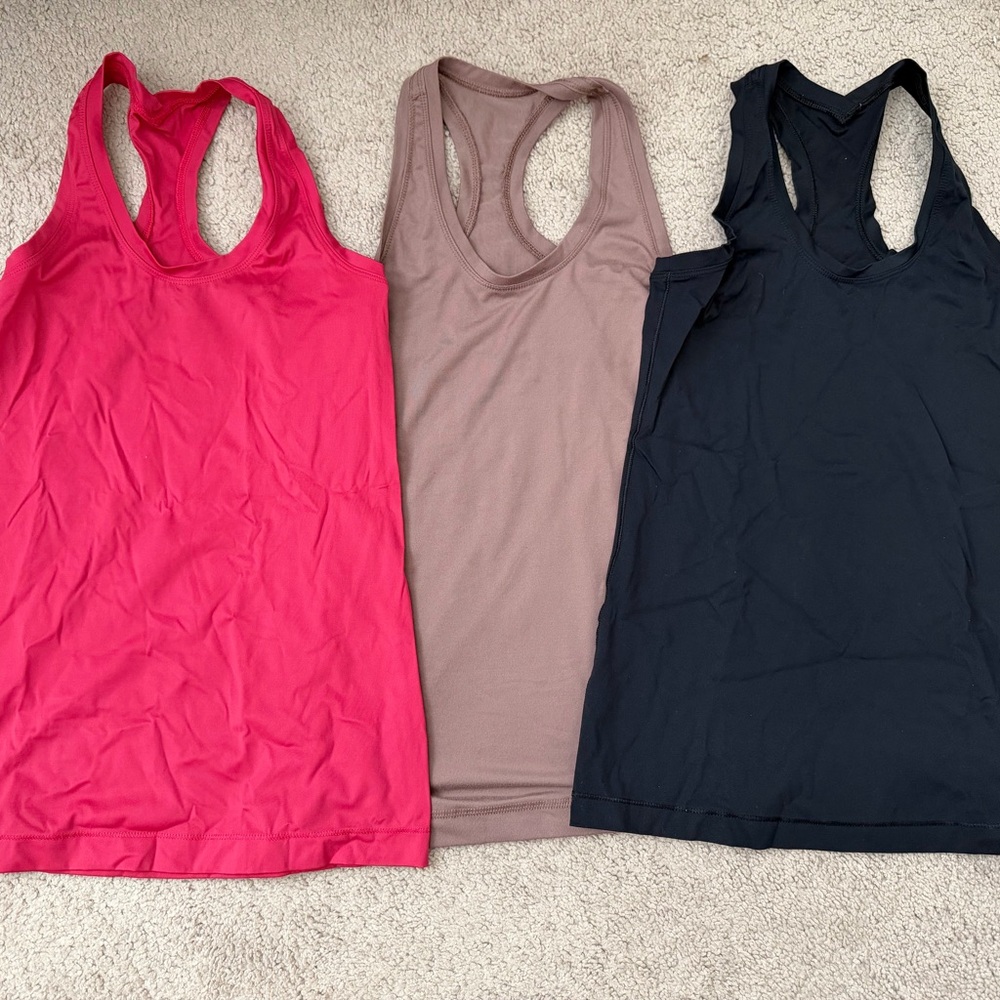 Set of 3 Activewear Racerback Tank Tops XS